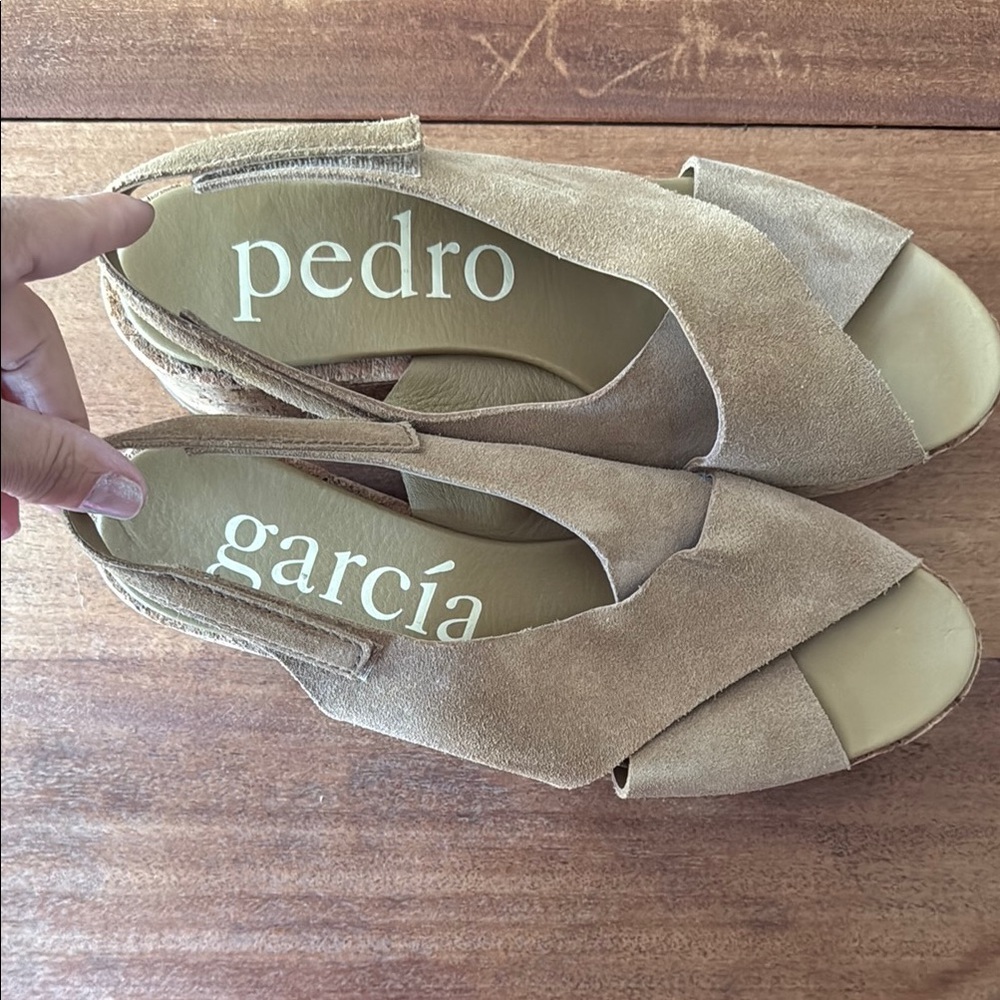 Pedro Garcia Tan Platform Sandals with Crossover Straps - w/dustbag